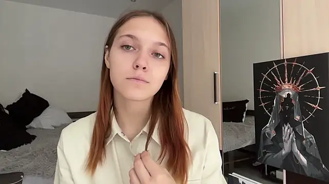 Arimy - run my fingers from neck to tits🥵