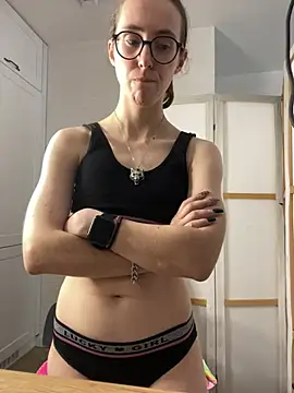 MartiniiSelenna - Ahegao with boobs out
