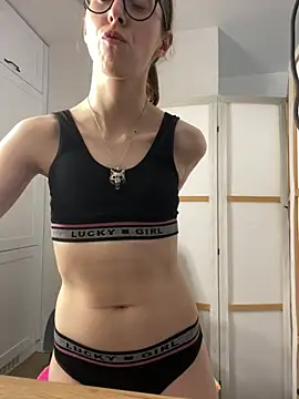 MartiniiSelenna - Ahegao with boobs out