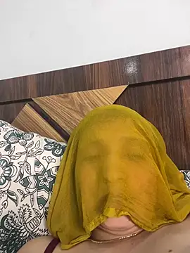 Miss_kanika76 - Buy new leptop