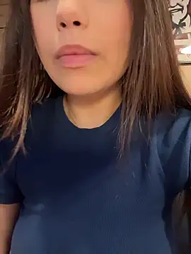 Chloe__Moon - RISKY show camel toe IN SORE