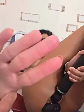 EmySkinny85 - DITA FIGHETTA e SQUIRT