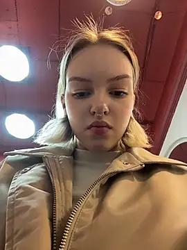AshleyMur - naked show