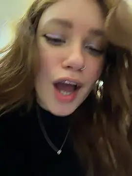 Lucy-joy - drool on panty+lick panty