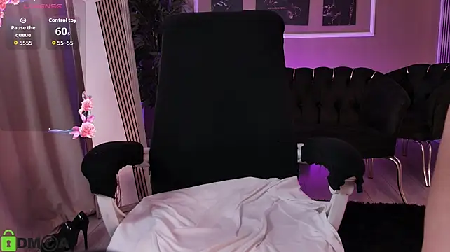 SelinDolce - Put me in doggy and fuck me
