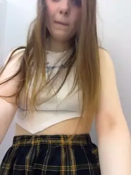 Lunabelle_ - show this sweet boobies omg