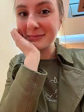 Dina_Tease - PINCH NAKED NIPPLES next GUARD