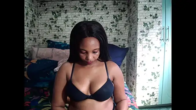 Ebony_Seduction00 - Naked doggy pussy + Ass spanking