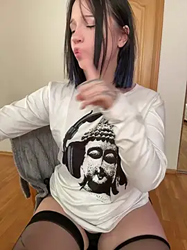 YourLittleDevil - show pussy