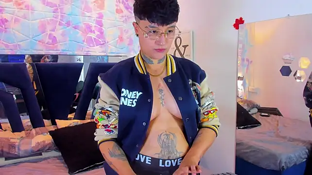 Abby_thompson____ - NIPPLES TEASSE HOT!!
