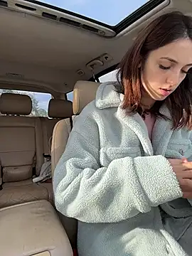 DollyTall - MAKE ME CUM IN PARKING 🥵