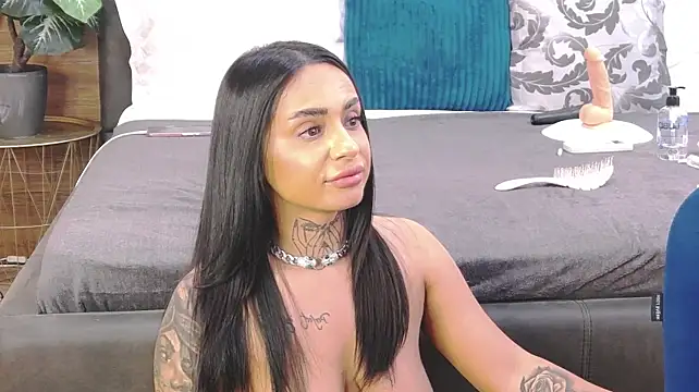 IrisSwift - ✨ Spank my ass x5