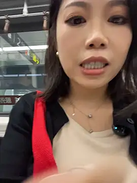 YummyLoveYou - 口交大鸡吧一分钟