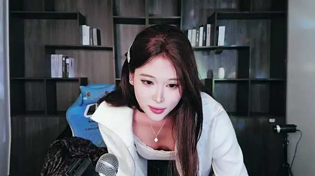 Yiyi__01