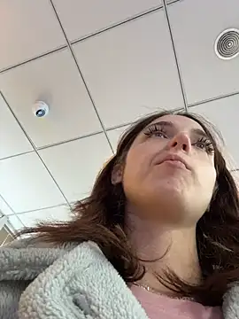 DollyTall - MAKE ME CUM IN PARKING 🥵