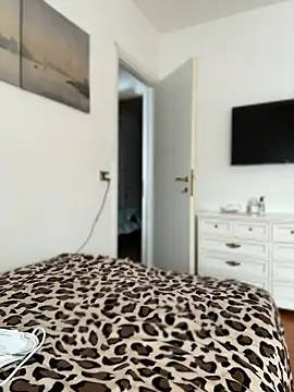Sashabunny - BUTTPLUGG, BJ AND RIDE DILDO AND CUM🔥🍾