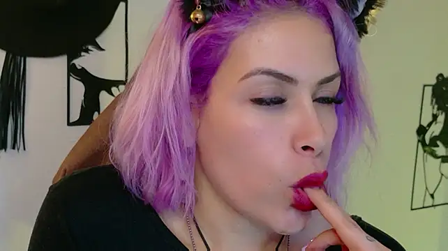 Natalia_Montoya - dildo in pussy+control5min