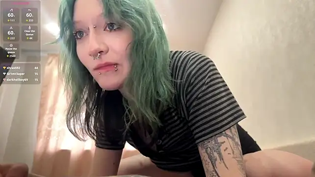 CrystalXross - Massage my tits :3