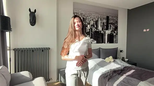HildegardeSantory - Slow motion walk