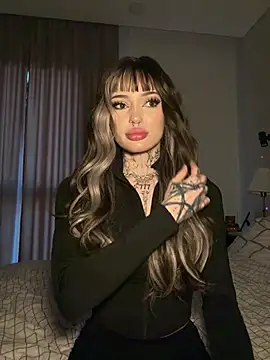 Madelinexx - 😳Tip 99 Token for 1 random Video in PM