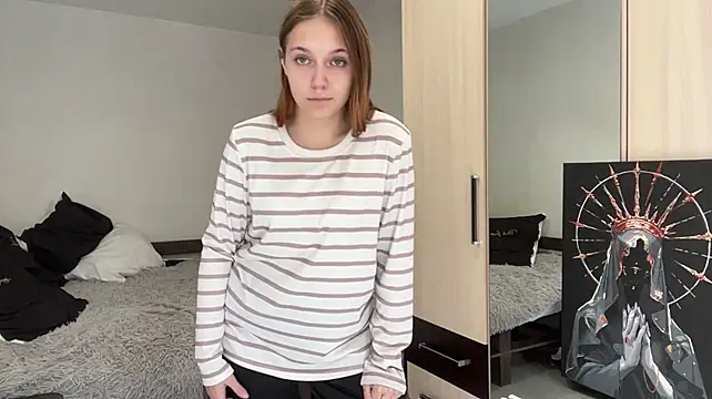 Arimy - run my fingers from neck to tits🥵