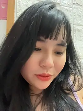 Fishinggirl2k - Inviting the fish to drink milk tea.