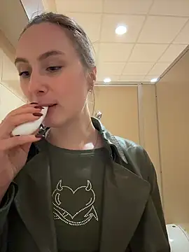 Dina_Tease - REMOVE PANTIES near GUARD! PUSSY NAKED