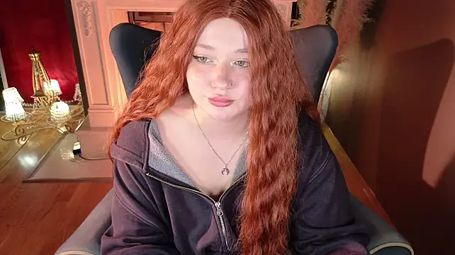 Carolina_elf - spit on boobs