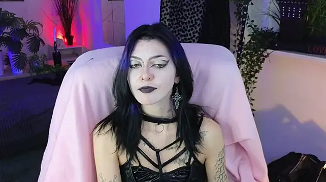 LorenLoiss - Suck my fingers