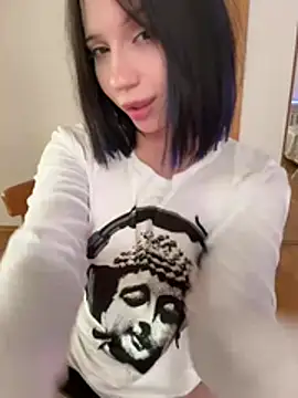 YourLittleDevil - show pussy