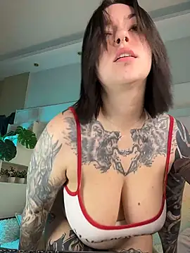 Tattitude_ - Topless 10 minutes
