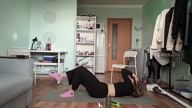 EhtelAngelbeck - show your tummy