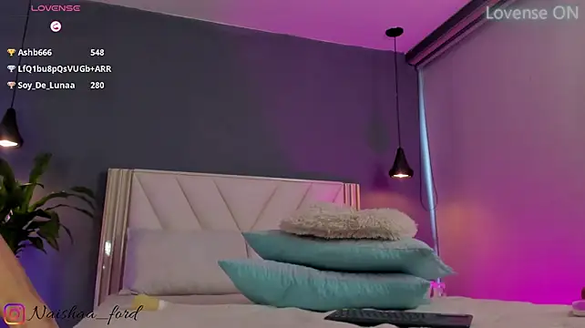 Naishaaford - 👅Rub my Clit👅