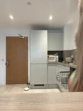 SexySaraxxoo - Bounce boobs and rub - lt free vid