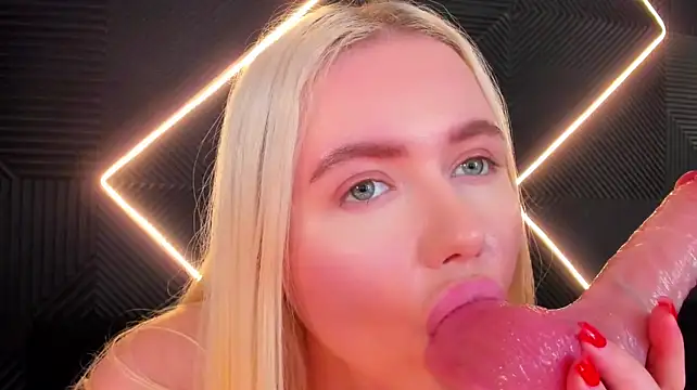 Julia_robertson - ❤️get all naked + 67 with tits 💞