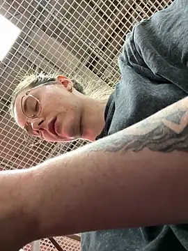 FReyja_44 - Masturbate