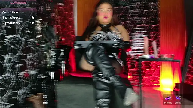 WandaStonne - tits in oil 💧