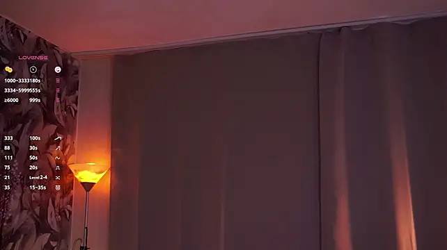 KiaraTennille - Squeeze my big BOOBS close up