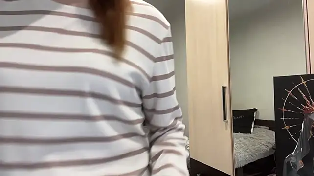 Arimy - run my fingers from neck to tits🥵