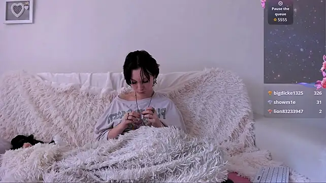 VikaViktoria - suck a dildo