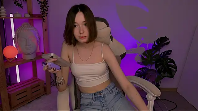 Justlittleeve