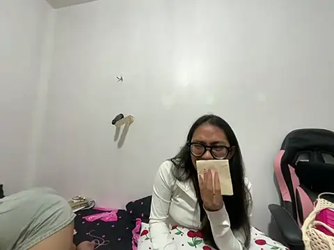 Knkybella - Collab with miss ligaya