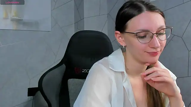 Alexa_Carte - lick and suck 2 fingers