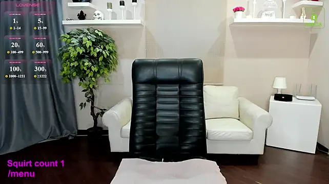 VickyBerry - Squirt show
