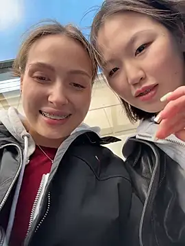 Coconut_milk - Massage boobs 1 girl in public