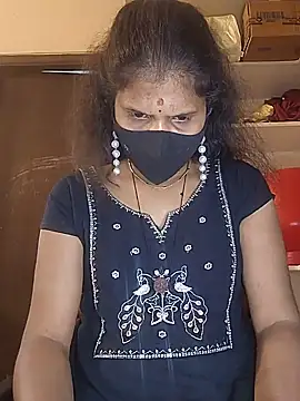 Malikasharavatea - Ass hole 2 toys face show ni public