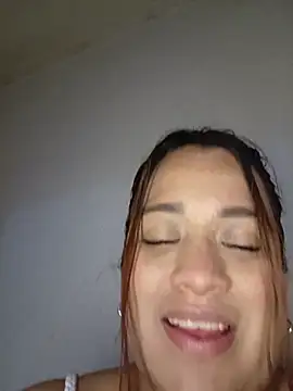 Arya_Gomez - SHOW TITS + SLAPS