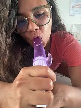 SofyRj - bater uma na LIVE por 5 minutos