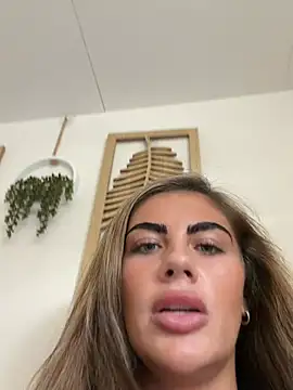 Jessiebx - Naked 5 mins🥺