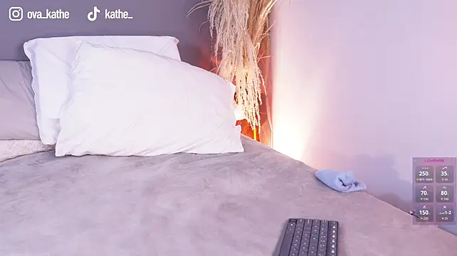 Lucy_fit - FLASH TITS :movingboobs: